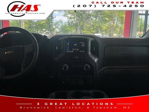 Used 2024 Chevrolet Silverado 1500 Custom w/ LPO, Dark Essentials Package AWD/4WD image 16