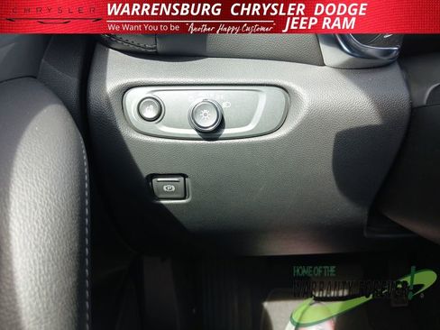 Used 2025 Chevrolet Blazer LT image 31