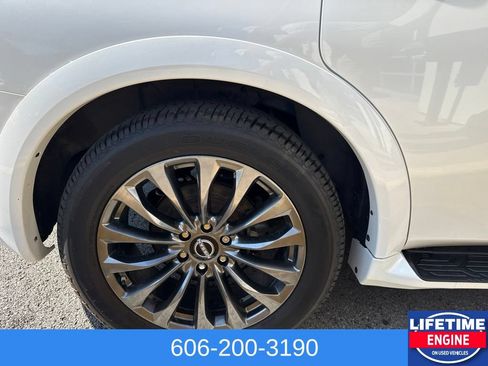Used 2023 Nissan Armada Platinum AWD/4WD image 7