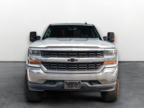 Used 2018 Chevrolet Silverado 1500 LT w/ Max Trailering Package AWD/4WD image 2