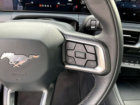 Used 2025 Ford Mustang Premium RWD image 23