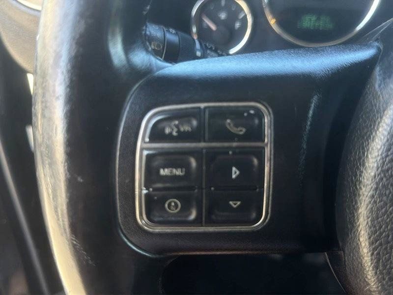 Used 2014 Jeep Wrangler Unlimited Sahara w/ Dual Top Group AWD/4WD image 22