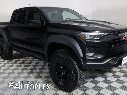 Used 2026 Chevrolet Colorado ZR2 w/ ZR2 Bison Edition image 3