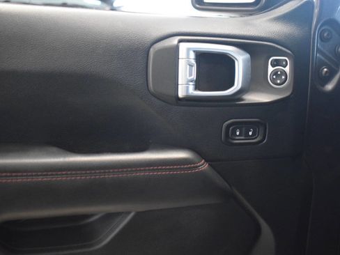 Used 2018 Jeep Wrangler Unlimited Rubicon image 41