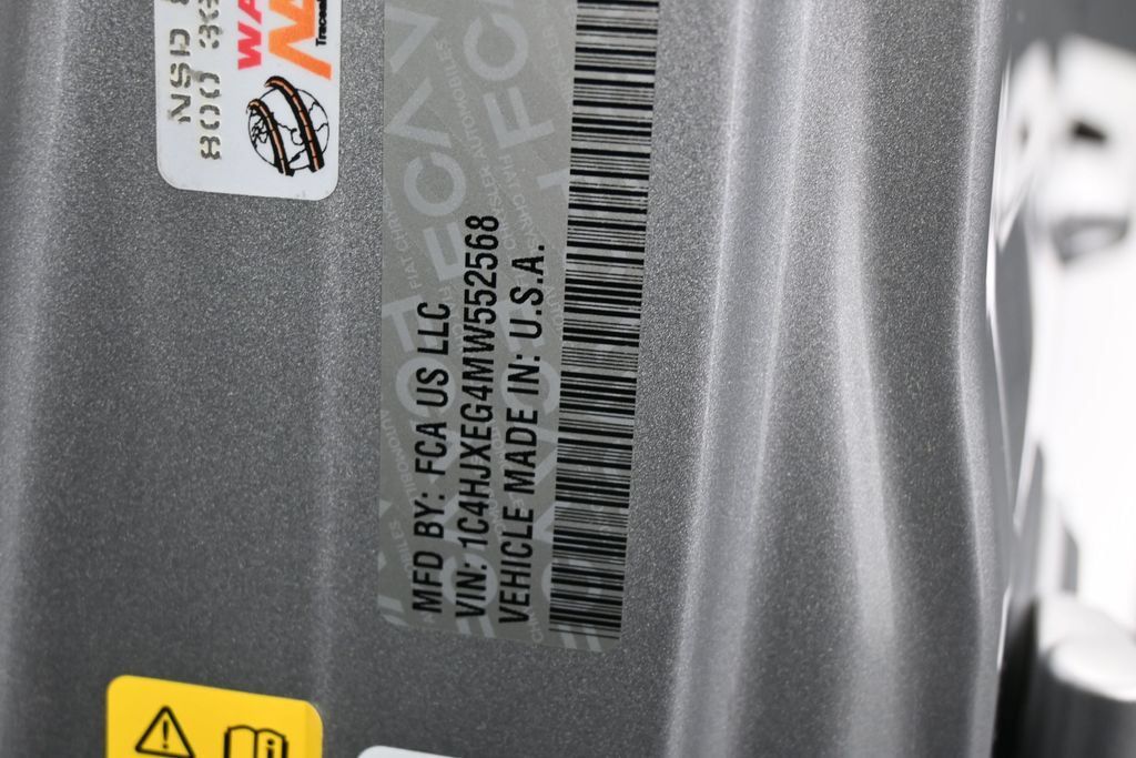 Used 2021 Jeep Wrangler Unlimited Sahara AWD/4WD image 14