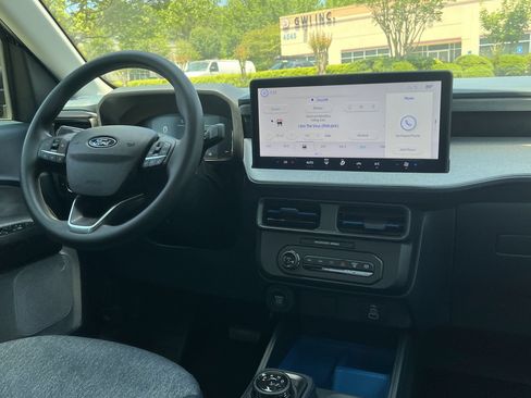 New 2026 Ford Maverick XLT FWD image 3
