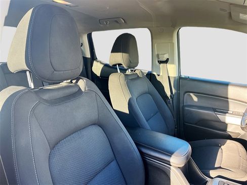 Used 2022 Chevrolet Colorado LT image 25