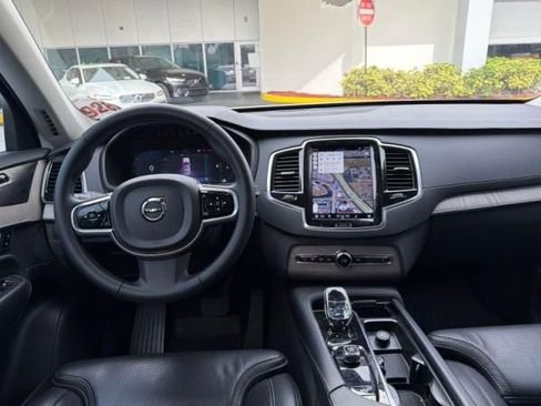 Used 2023 Volvo XC90 B6 Ultimate w/ Protection Package Premier image 8