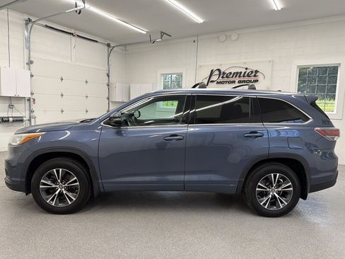 Used 2016 Toyota Highlander XLE AWD/4WD image 8