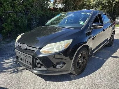 Used 2014 Ford Focus SE w/ SE Winter Package