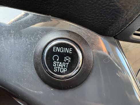 Used 2013 Ford Escape Titanium w/ Parking Technology Pkg AWD/4WD image 37
