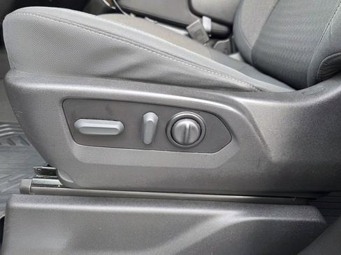 Used 2021 Chevrolet Silverado 1500 LT w/ Z71 Off-Road Package image 15