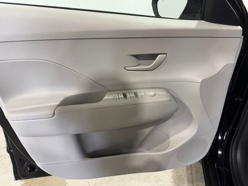 Used 2026 Hyundai Kona SEL Sport FWD image 16