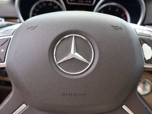 Used 2013 Mercedes-Benz GL 450 4MATIC image 28