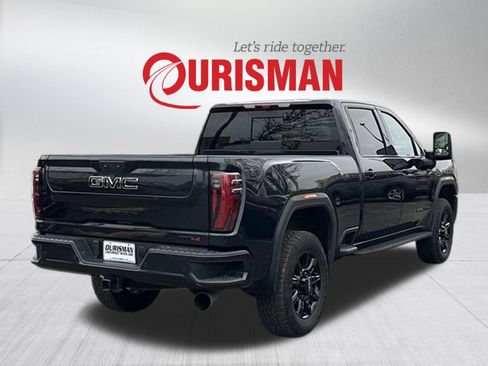 Used 2024 GMC Sierra 2500 AT4 w/ AT4 Premium Plus Package image 2