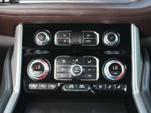 Used 2021 GMC Yukon Denali image 25