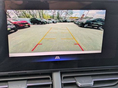 New 2026 Chevrolet Trax LT image 18