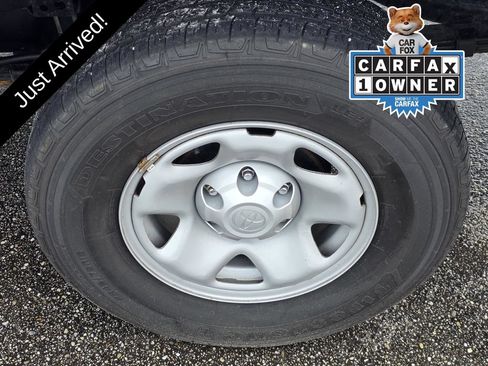 Used 2022 Toyota Tacoma SR AWD/4WD image 28