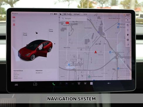 Used 2021 Tesla Model 3 Standard Range Plus image 4