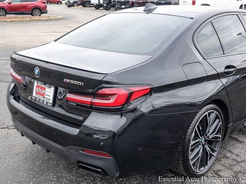 Used 2021 BMW M550i xDrive w/ Premium Package image 7