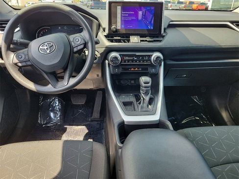 Used 2024 Toyota RAV4 XLE image 7