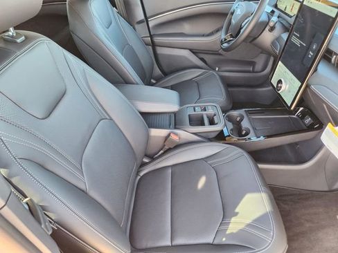 New 2025 Ford Mustang Mach-E Premium image 14