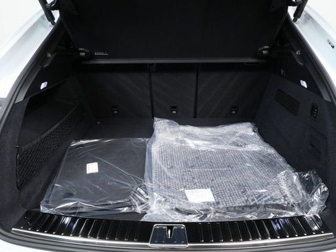 New 2026 Porsche Cayenne Coupe image 32