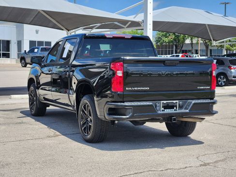 Used 2023 Chevrolet Silverado 1500 Custom image 7