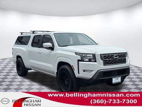 Used 2022 Nissan Frontier SV w/ Technology Package image 1