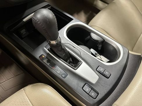 Used 2018 Acura RDX w/ Advance Package FWD image 25