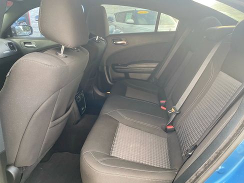 Used 2023 Dodge Charger SXT w/ Blacktop Package image 10