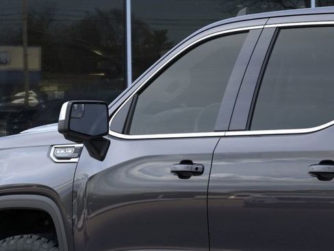 New 2026 GMC Sierra 1500 SLE image 12