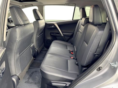 Used 2017 Toyota RAV4 Limited image 34