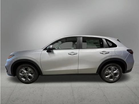 New 2027 Honda HR-V LX image 2