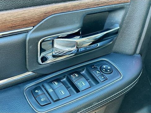 Used 2017 RAM 1500 Laramie w/ Convenience Group image 17