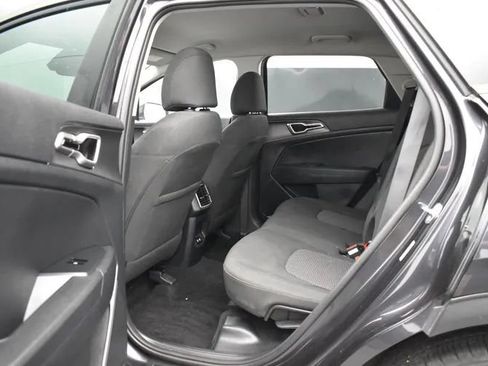 Used 2026 Kia Sportage LX FWD image 15