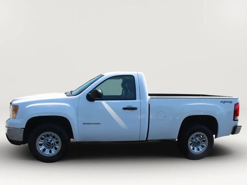 Used 2013 GMC Sierra 1500 W/T w/ Work Truck Preferred Package AWD/4WD image 5