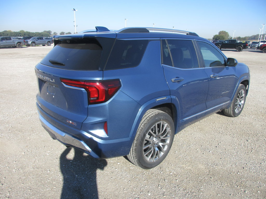 New 2027 GMC Terrain Denali AWD/4WD image 4