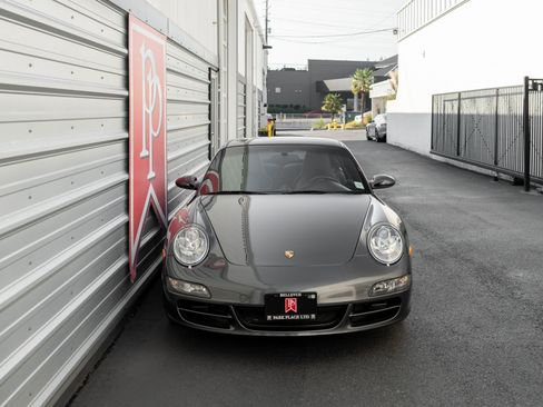 Used 2006 Porsche 911 Carrera S RWD image 37