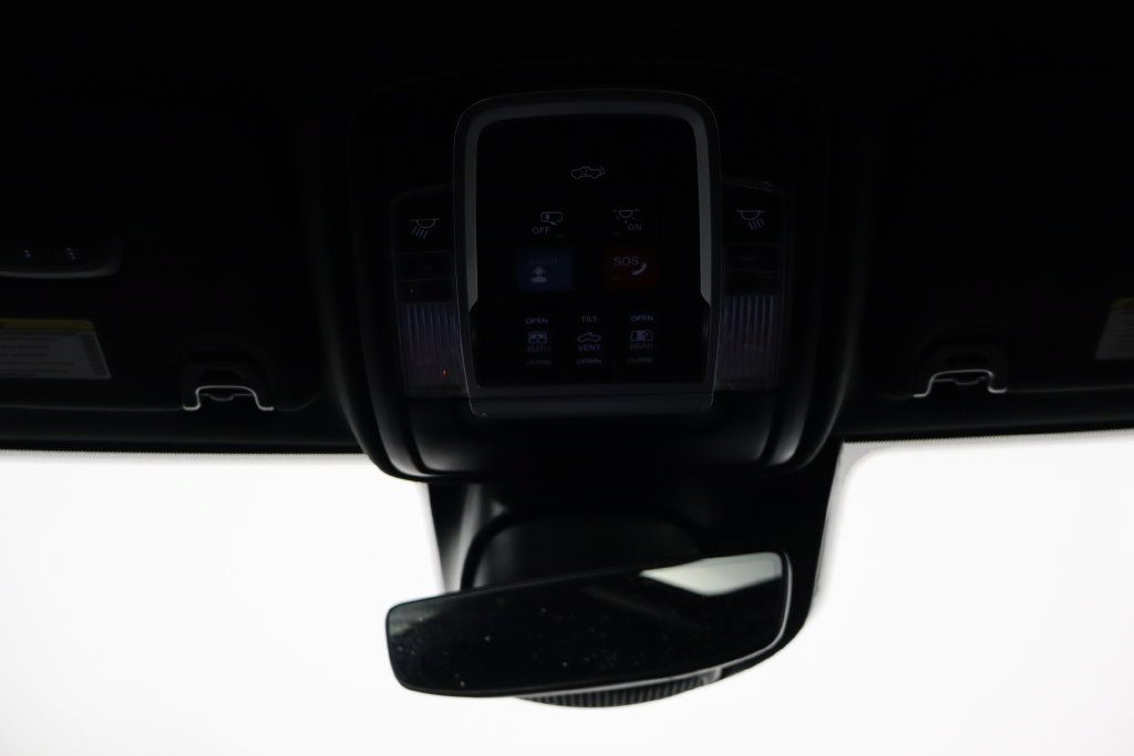 Used 2025 RAM 2500 Laramie w/ Night Edition AWD/4WD image 27