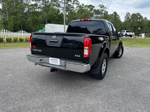 Used 2015 Nissan Frontier S AWD/4WD image 37