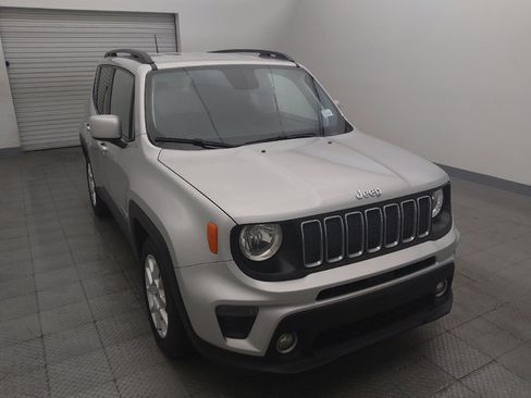 Used 2020 Jeep Renegade Latitude FWD image 14