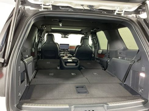 Used 2024 Lincoln Navigator Reserve w/ Equipment Group 201A image 35