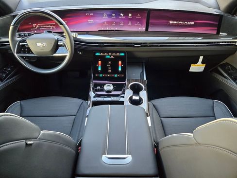 New 2026 Cadillac Escalade Luxury w/ LPO, Floor Liner Package image 13