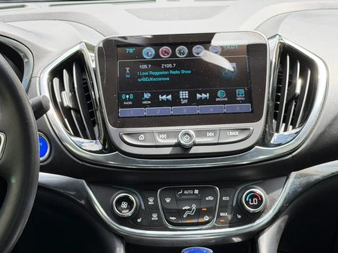 Used 2017 Chevrolet Volt Premier w/ Driver Confidence II Package FWD image 13