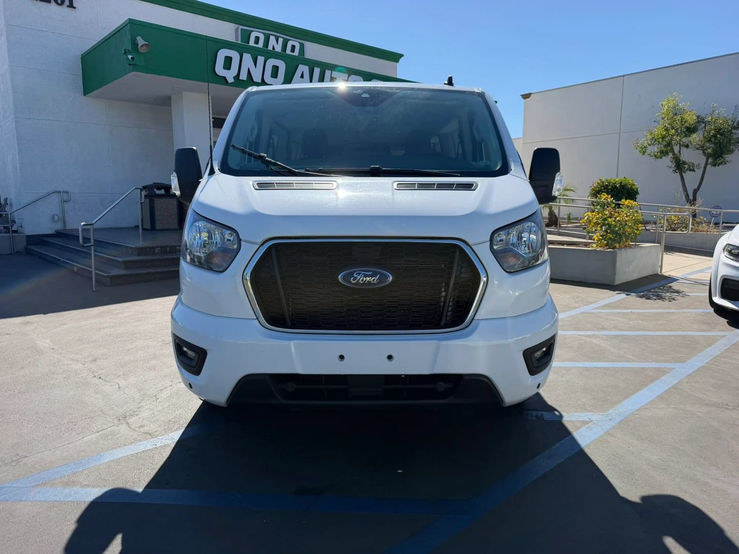 Used 2024 Ford Transit 350 XLT RWD image 2