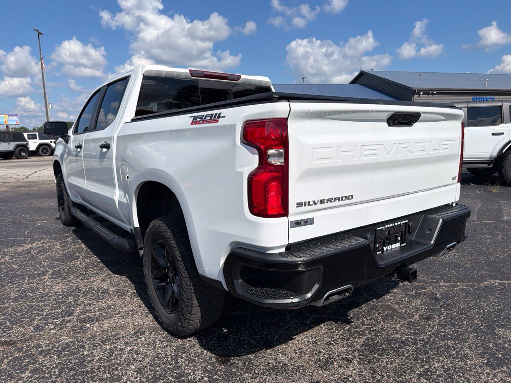 Used 2023 Chevrolet Silverado 1500 LT Trail Boss w/ Convenience Package II AWD/4WD image 4