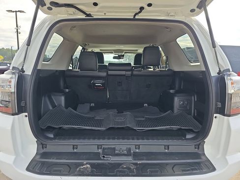 Used 2021 Toyota 4Runner SR5 Premium image 14