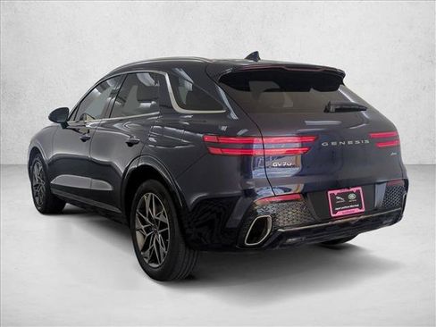 Used 2023 Genesis GV70 2.5T w/ Select Package AWD/4WD image 8