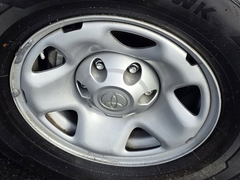 Used 2023 Toyota Tacoma SR image 10